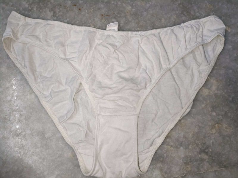 Comfortable White Cotton Briefs