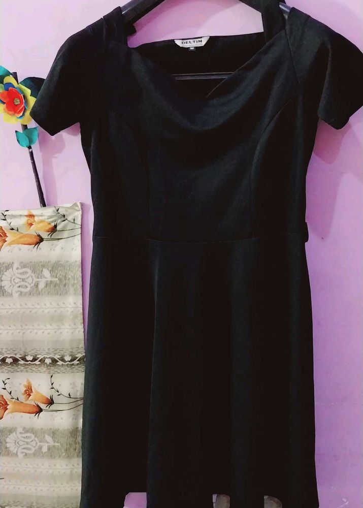 Black Colour Middi Dress