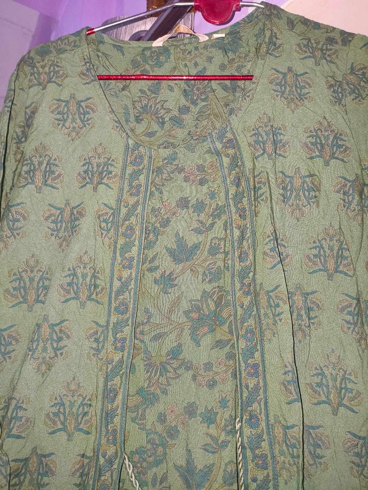 Elegant Green Floral Print Kurta