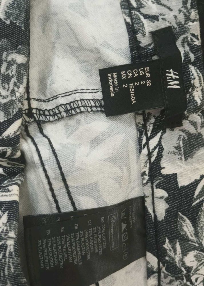 H&amp;M Floral Print Jeans