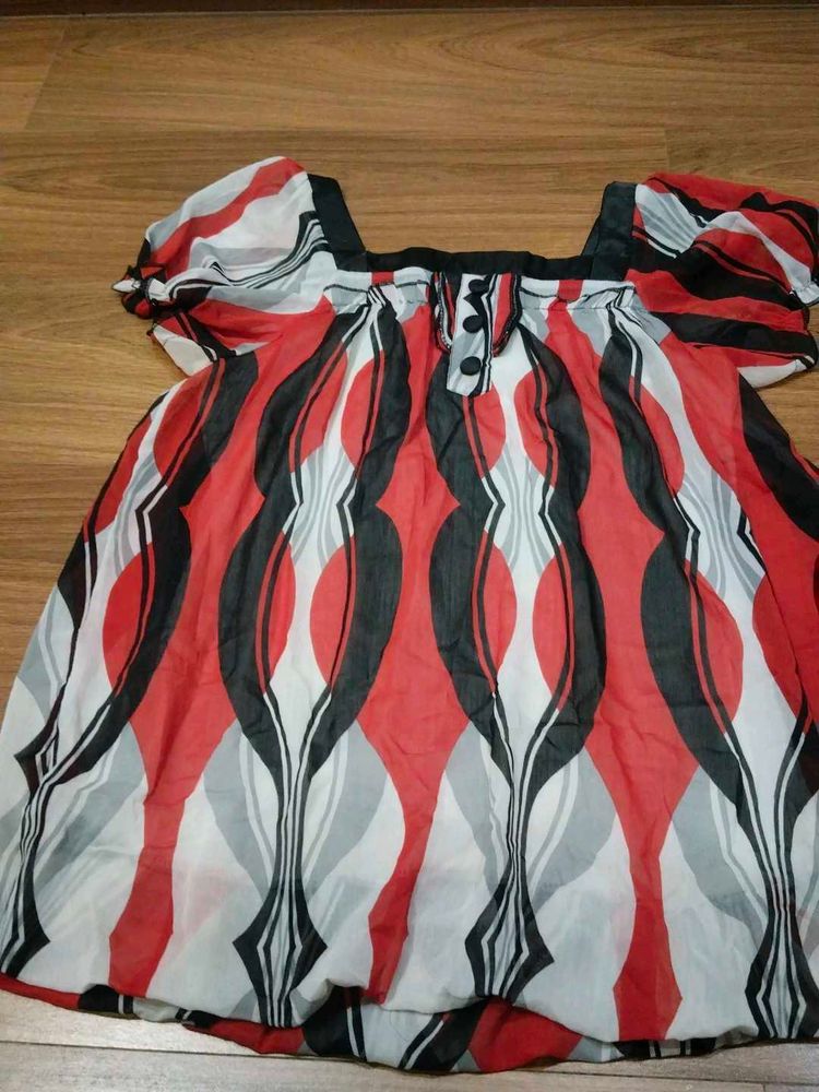Buy one Get 1 (of same price) Unique pattern top