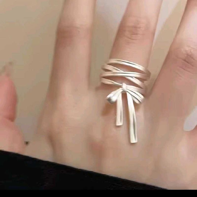Bow Rings