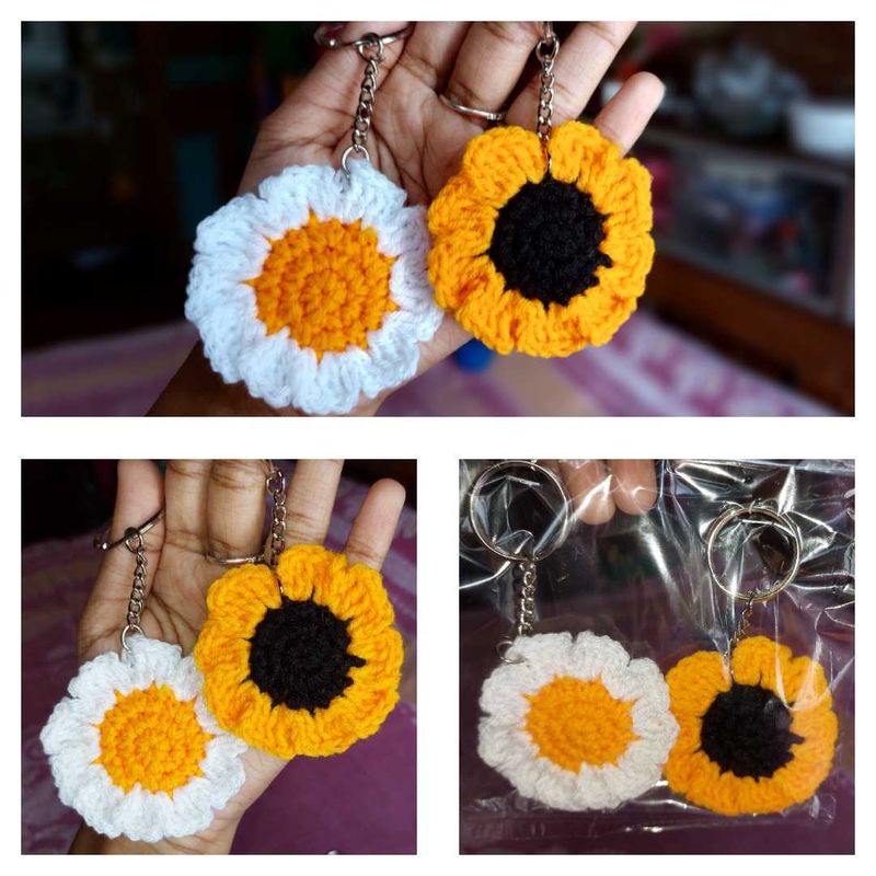 Crochet Sunflower Keychains (Set of 2)