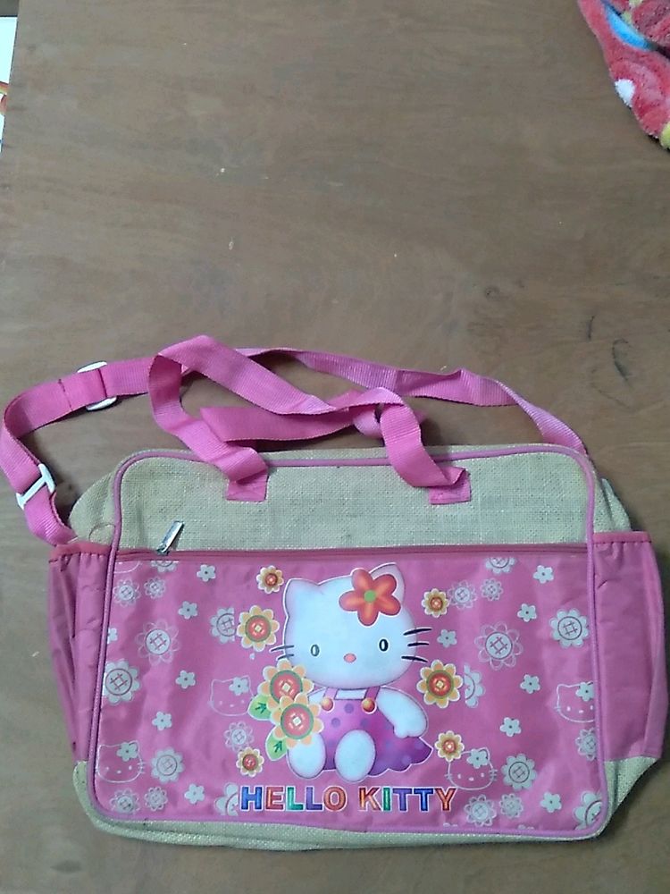 Kid's Bag For Travelling Purposs