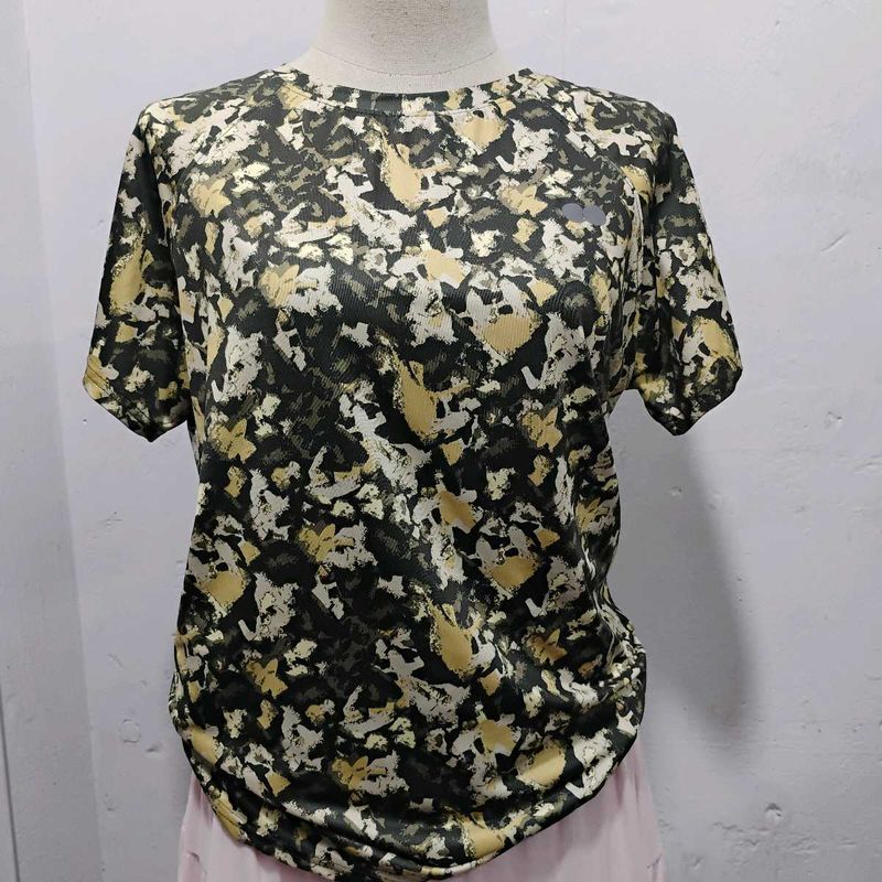 Abstract Print Short Sleeve Top