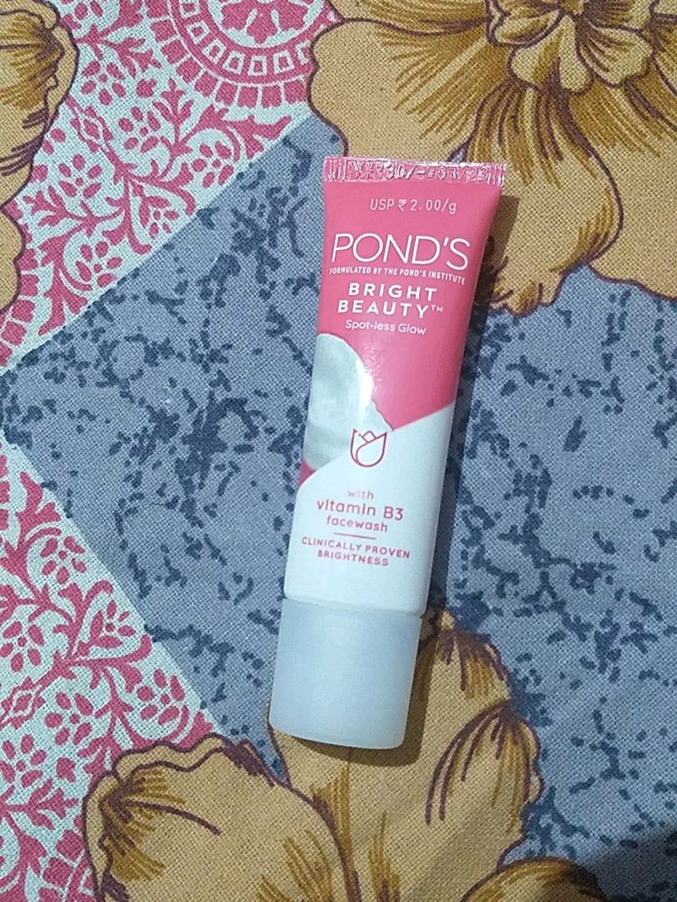 Ponds Bright Beauty Facewash