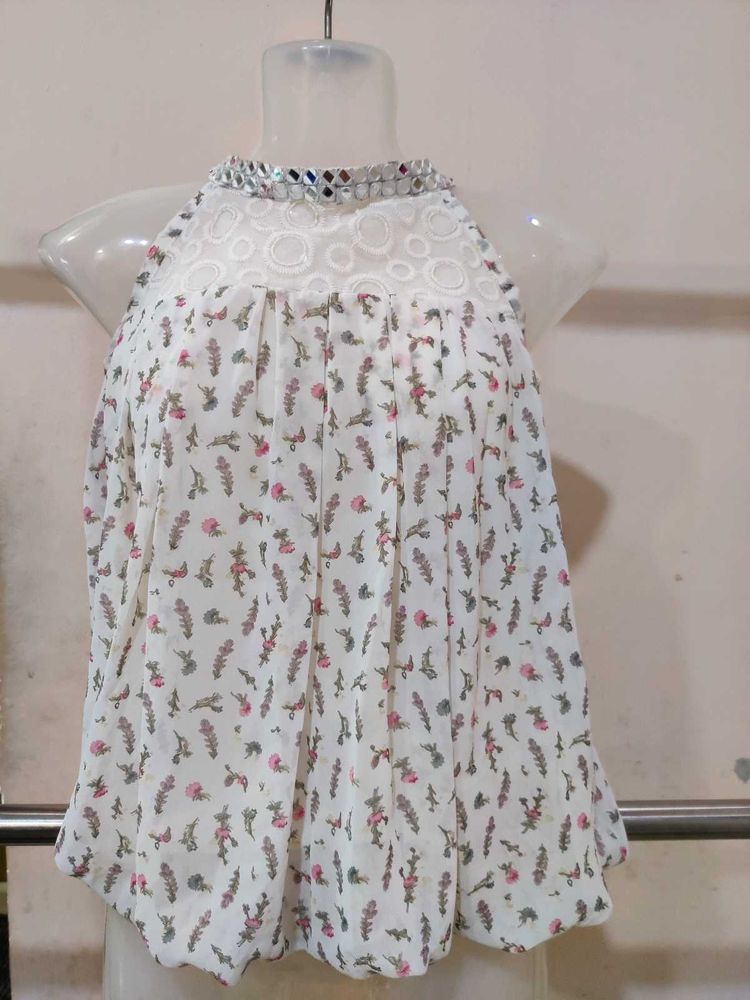 Chic Floral Halter Top with Embellished Neckline