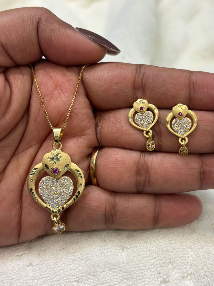 Gold Heart Pendant Necklace &amp; Earrings Set
