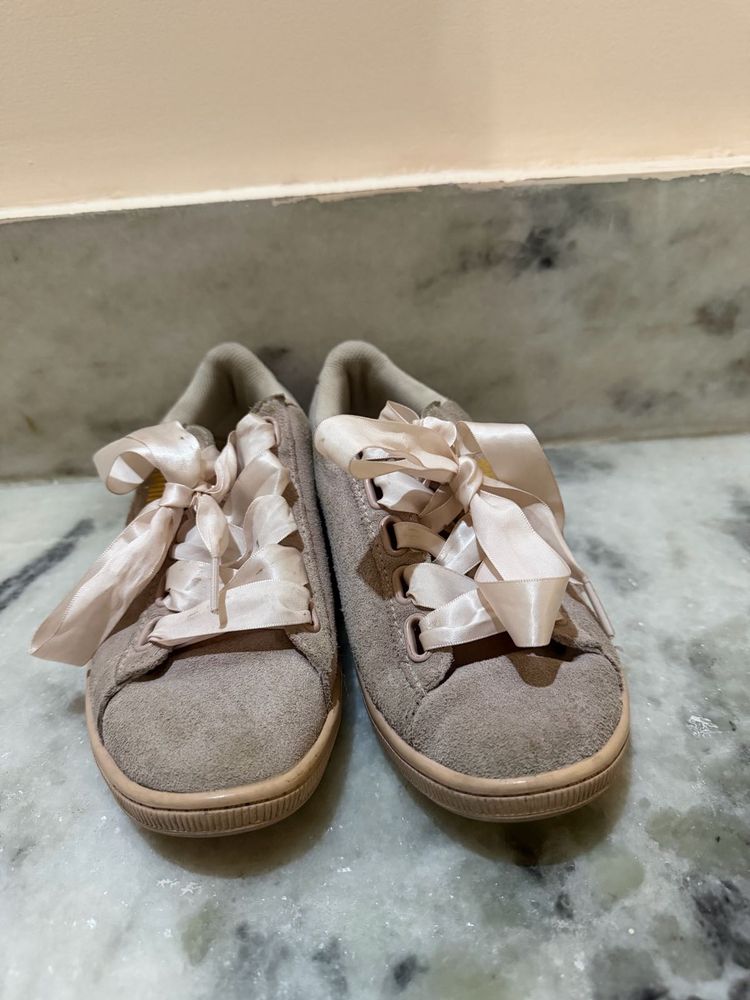 Puma Cute Ribbon Lace Sneakers