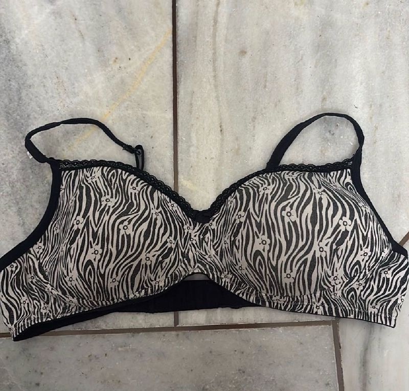 Stylish Zebra Print Bra