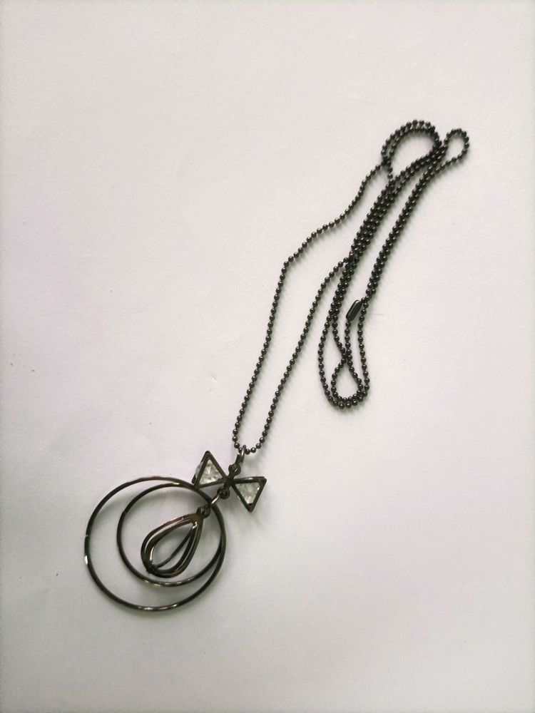 Stylish Locket For Women 🖤🤎