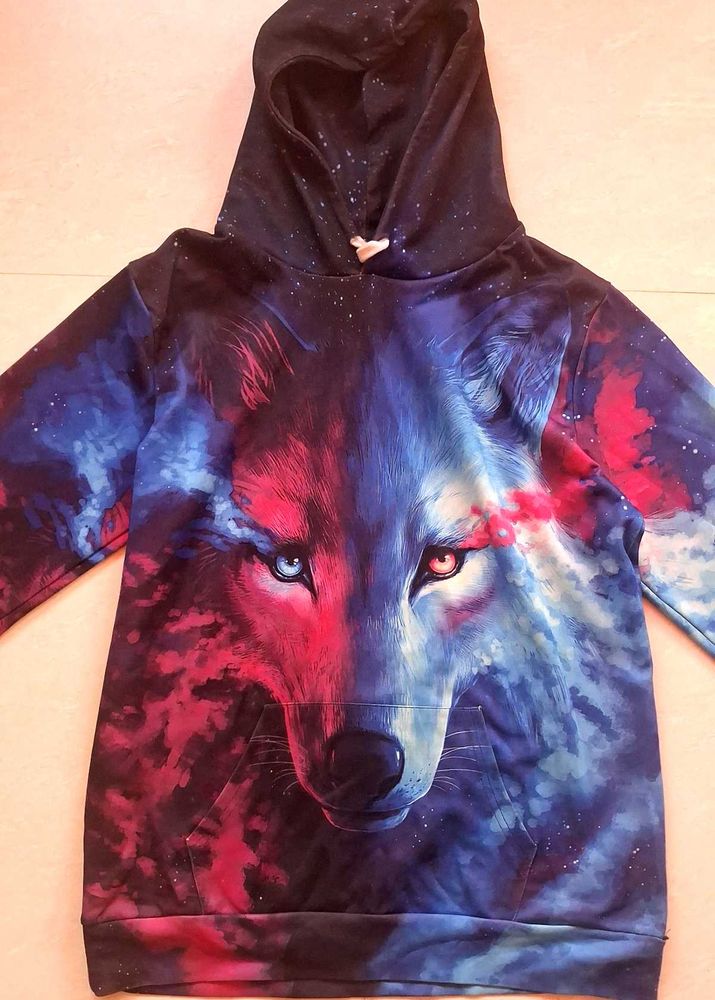 Wolf Graphic Hoodie