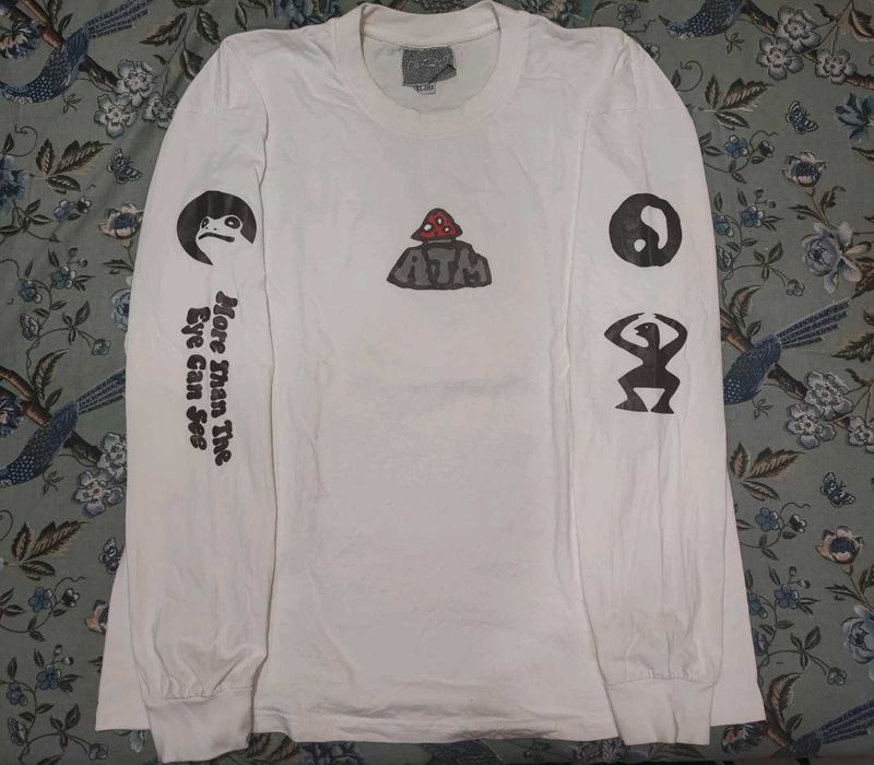 White Full sleeve graphic tshirt