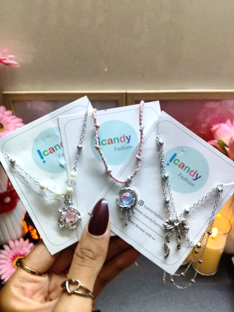 Aesthetic Charming Pendant Necklaces (Set of 3)