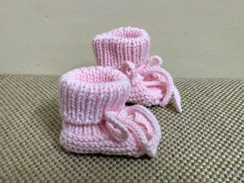 Cute Pink Knitted Baby Booties