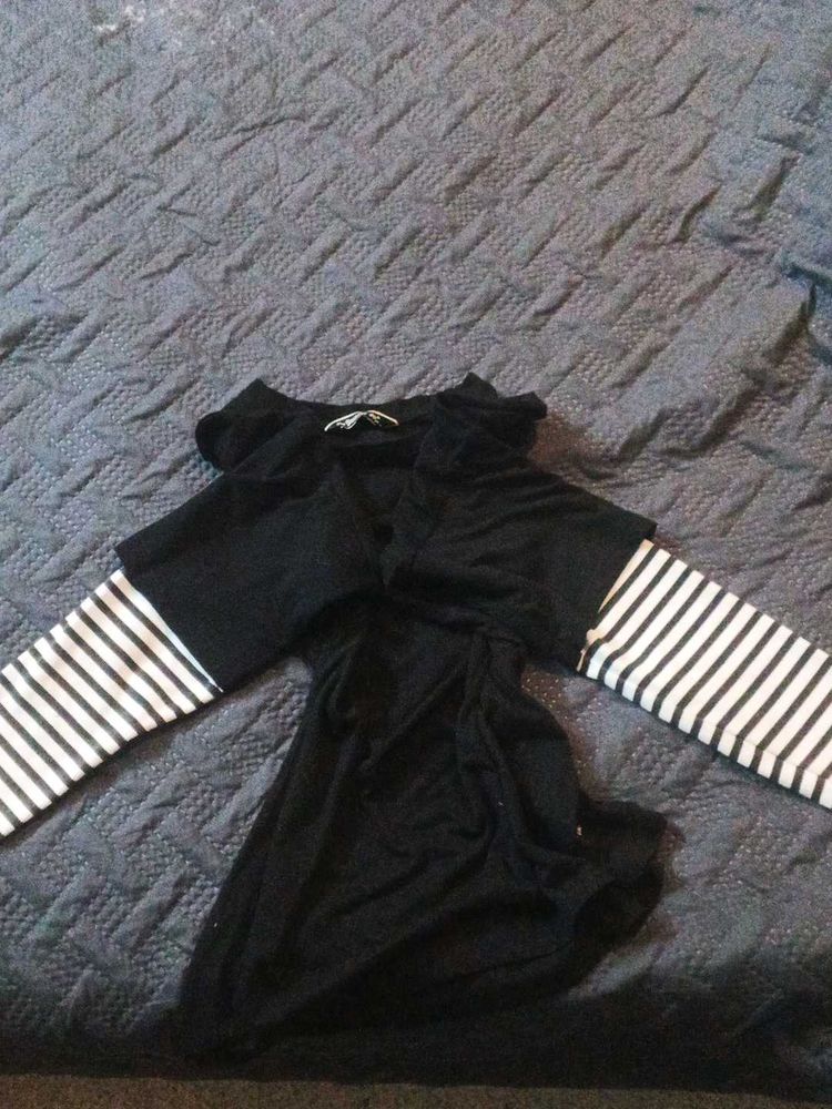 Black Striped Emo Alt y2k Long Sleeve Top