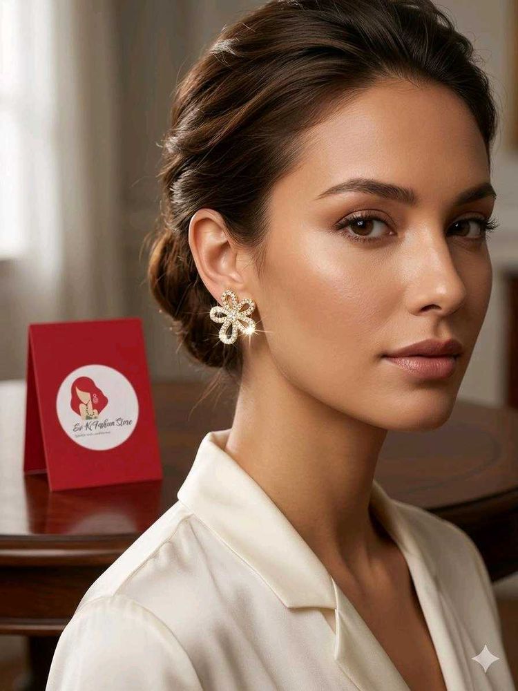 Sparkling Flower Stud Earrings