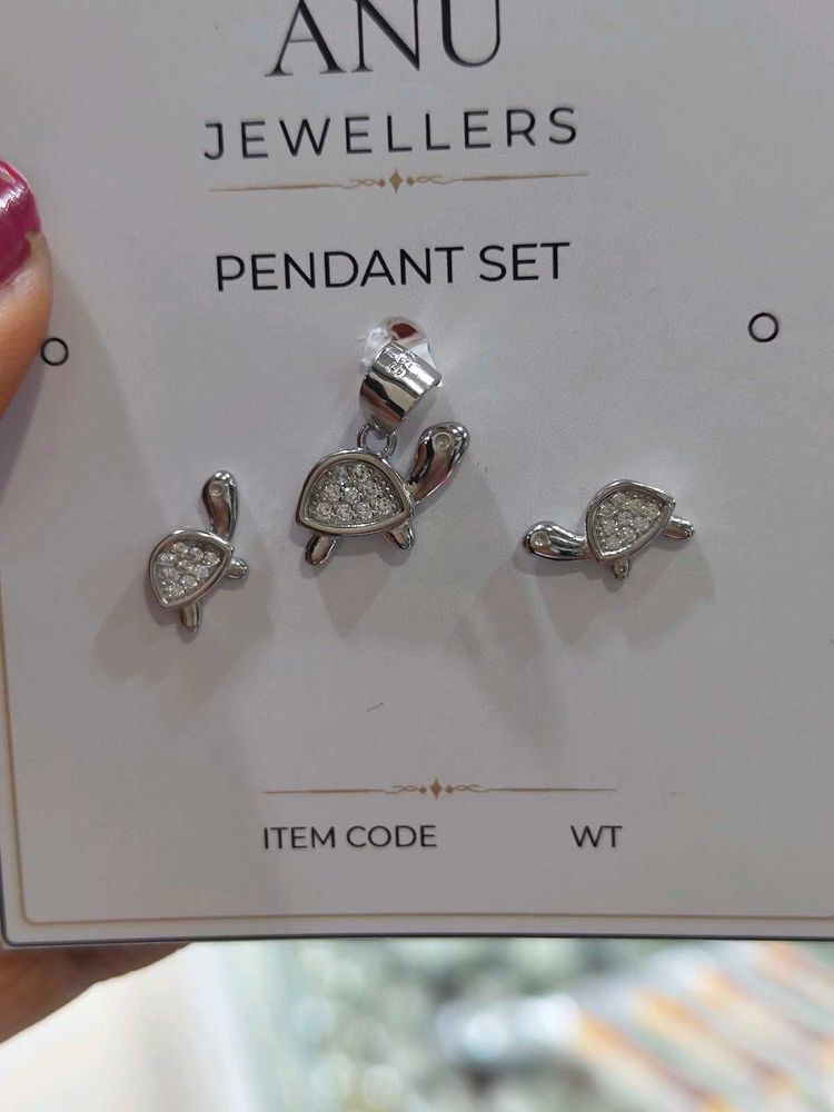 92.5 Turtle Pendant Set with Earrings