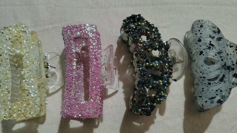Sparkly Hair Claw Clips Set
