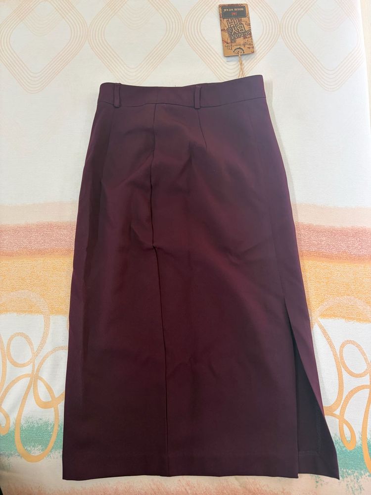 Stylish Maroon Pencil Skirt