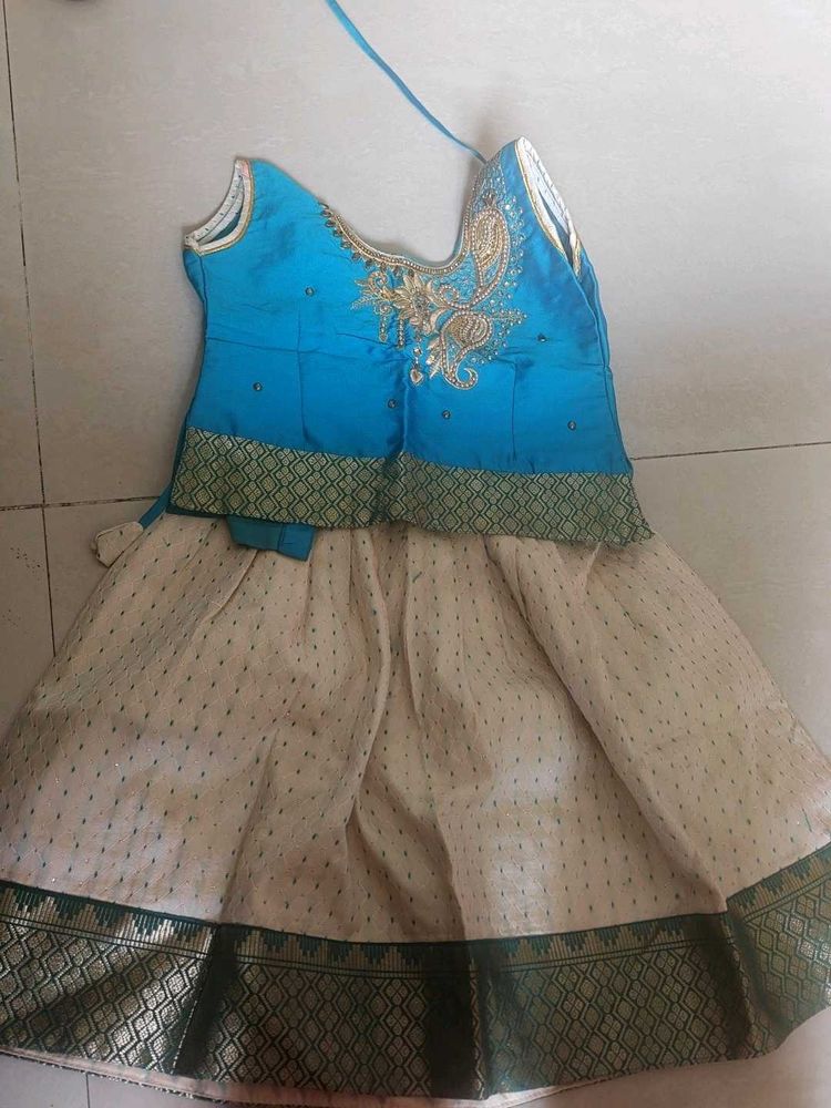 Designer Blue &amp; Cream Lehenga Choli