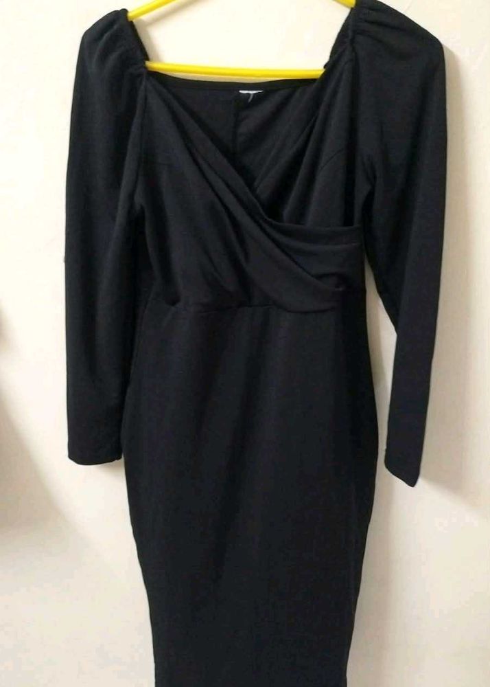 Chic Black Long Sleeve Wrap Dress