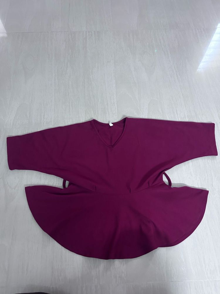 Trendy Maroon V-Neck Short Top
