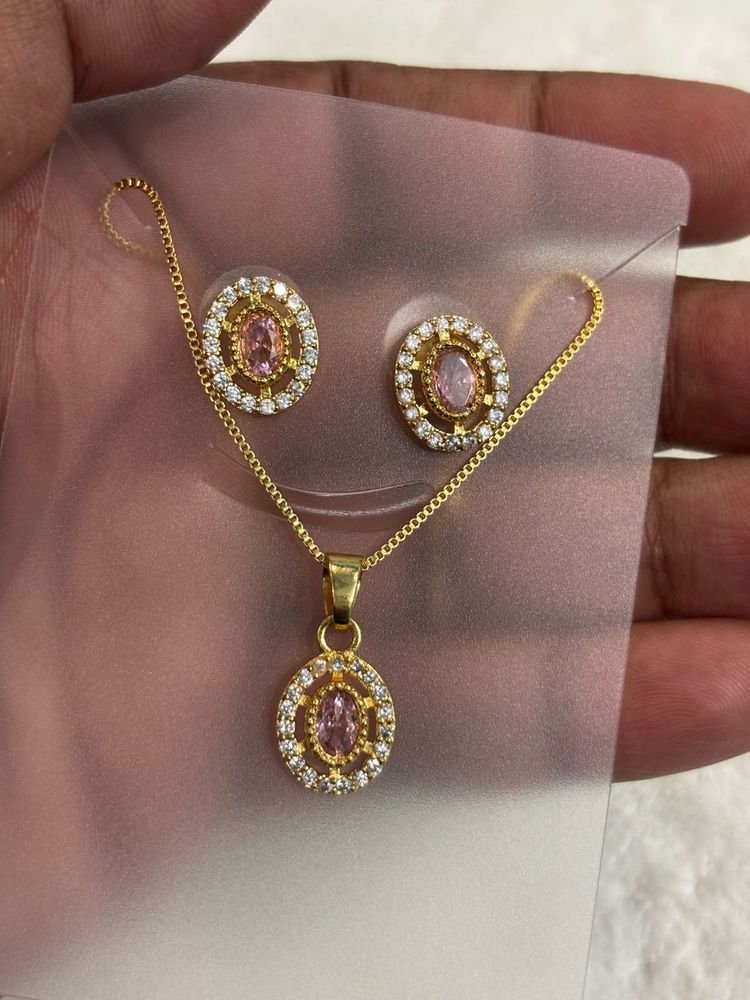 Elegant Pink Stone Necklace &amp; Earrings Set
