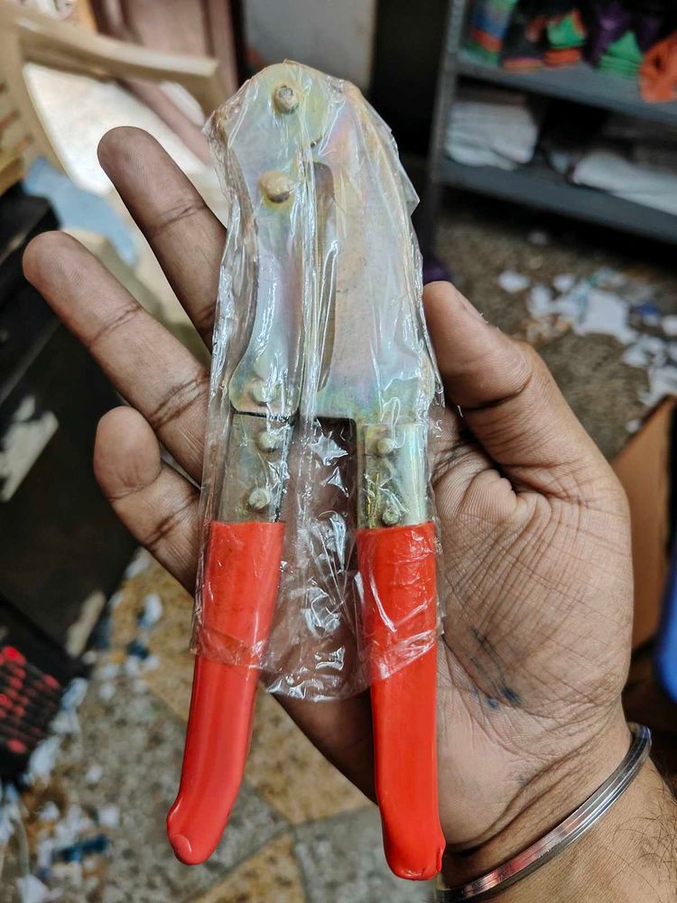 Heavy Duty Areca Nut Cutter with Red Handle