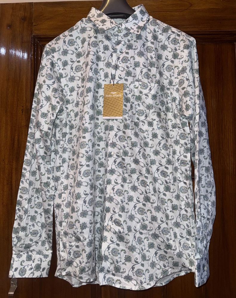 Men's Floral Print Button-Down Shirt