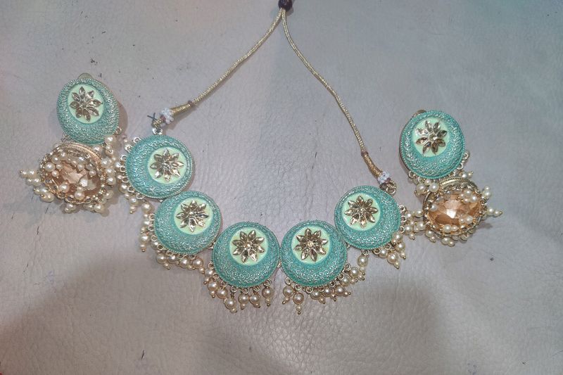 Jewellery Set For Women. Like New. Good Condition