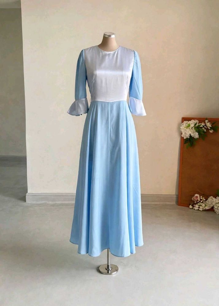 Elegant Blue &amp; White Maxi Dress