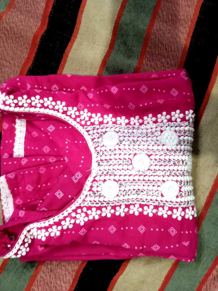 Pink Embellished Kurta