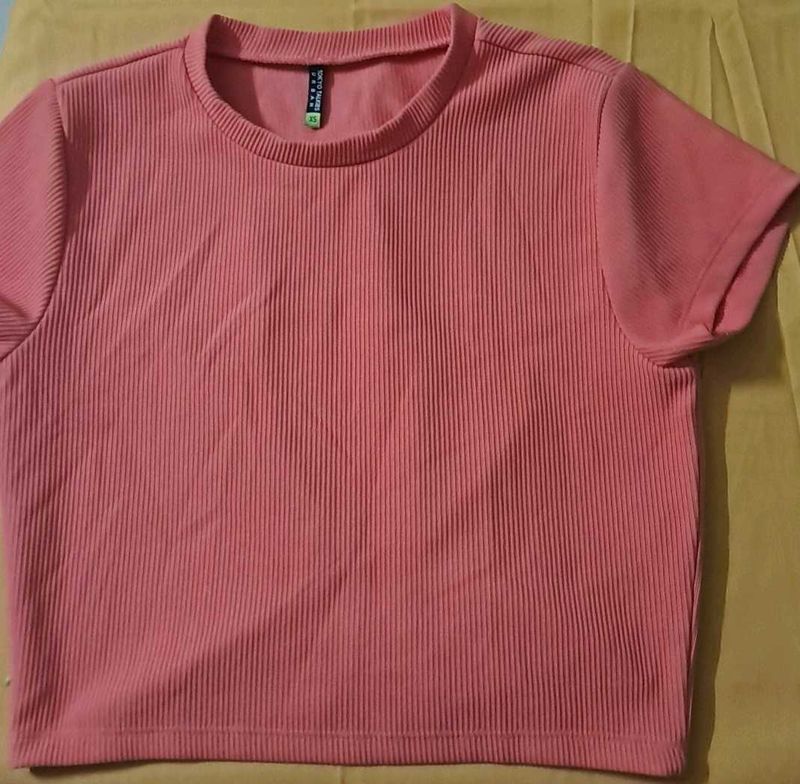 Ribbed Pink Cropped T-Shirt