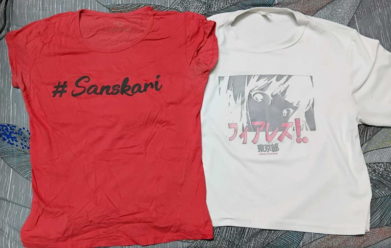 Set of two t shirts