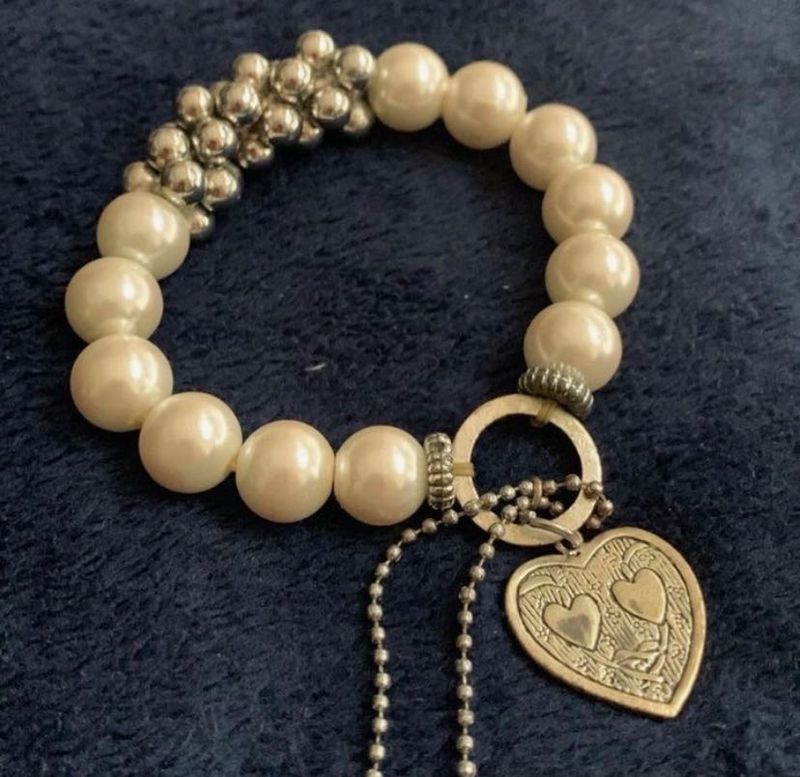 Pearl and Metal bracelet new