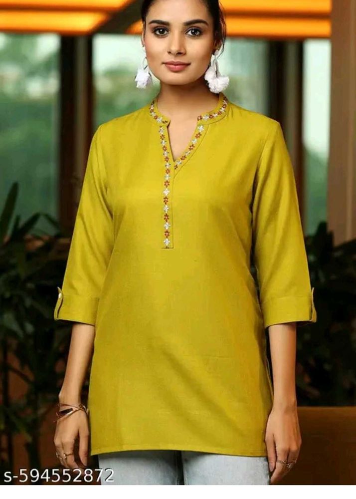 Stylish Yellow Embroidered Kurta
