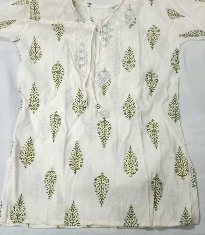 off white  short Kurta with Green Leaf Print