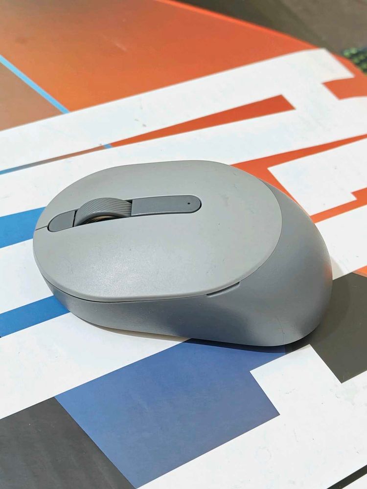 DELL Premium Mouse Bluetooth &amp; 2.4ghz