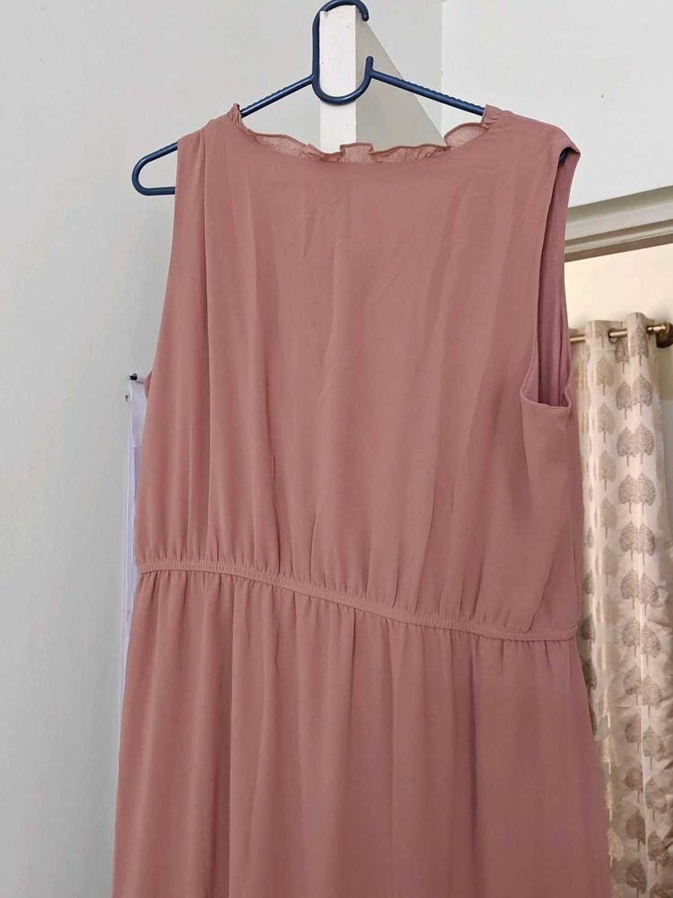Chic Pink Sleeveless Maxi Dress