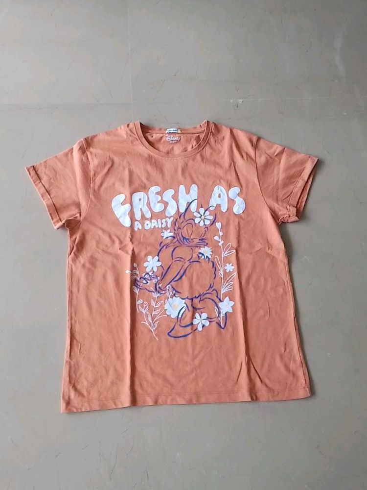 Cute Daisy Graphic Tee