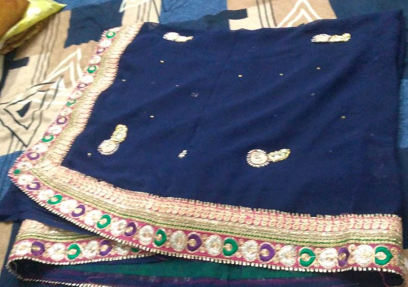 navy blue saree