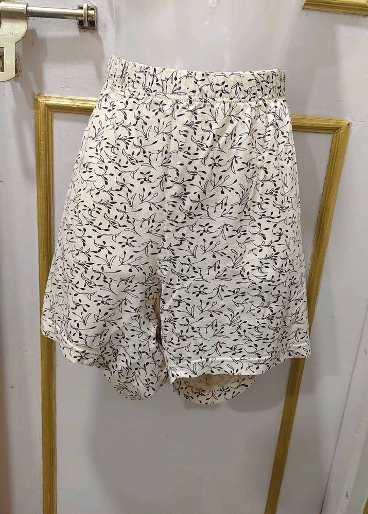 Women's Floral Print Shorts