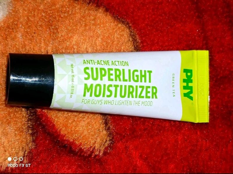 Phy Green Tea Superlight Moisturizer | Anti-Acne A