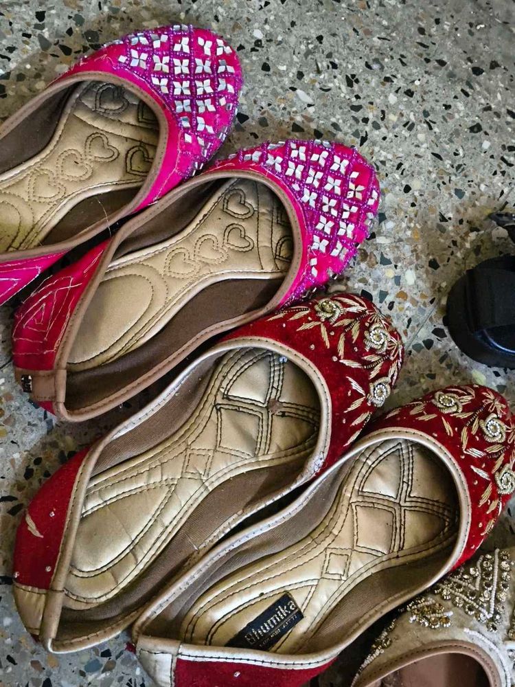 Embellished Juttis/Mojaris