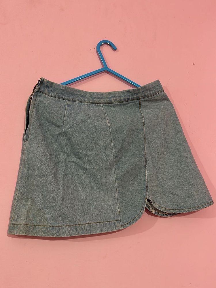 Denim mini skirt