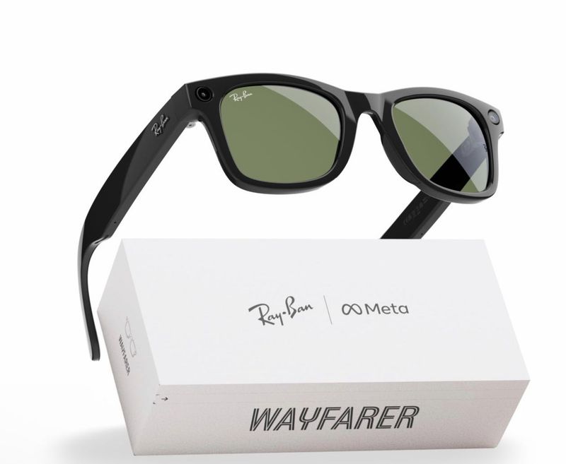 Ray-Ban Wayfarer Smart Glasses