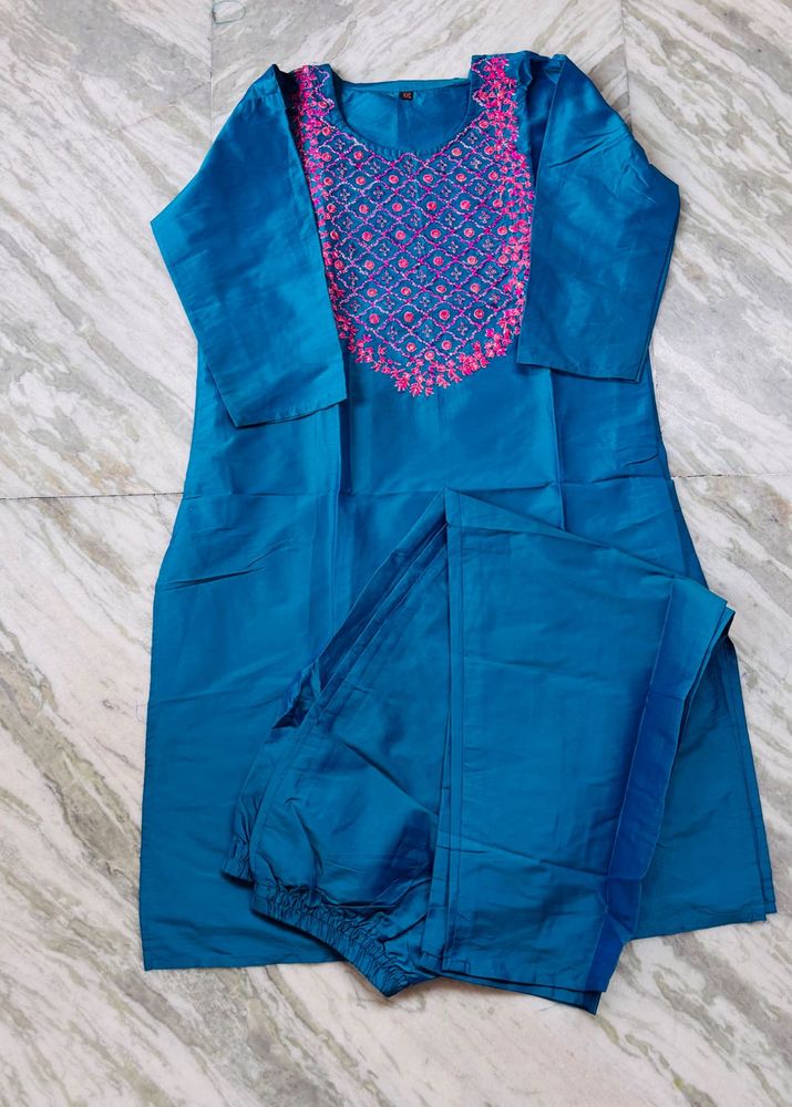 Elegant Teal Kurta Set with Embroidery