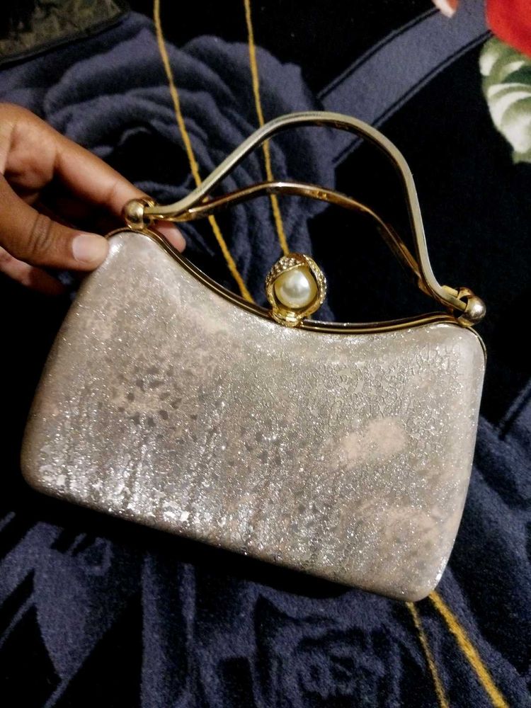 Sliver Clutch