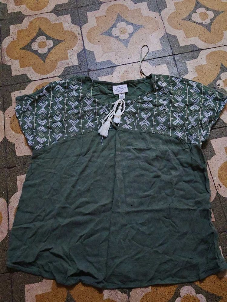 Green Embroidered Tassel Top